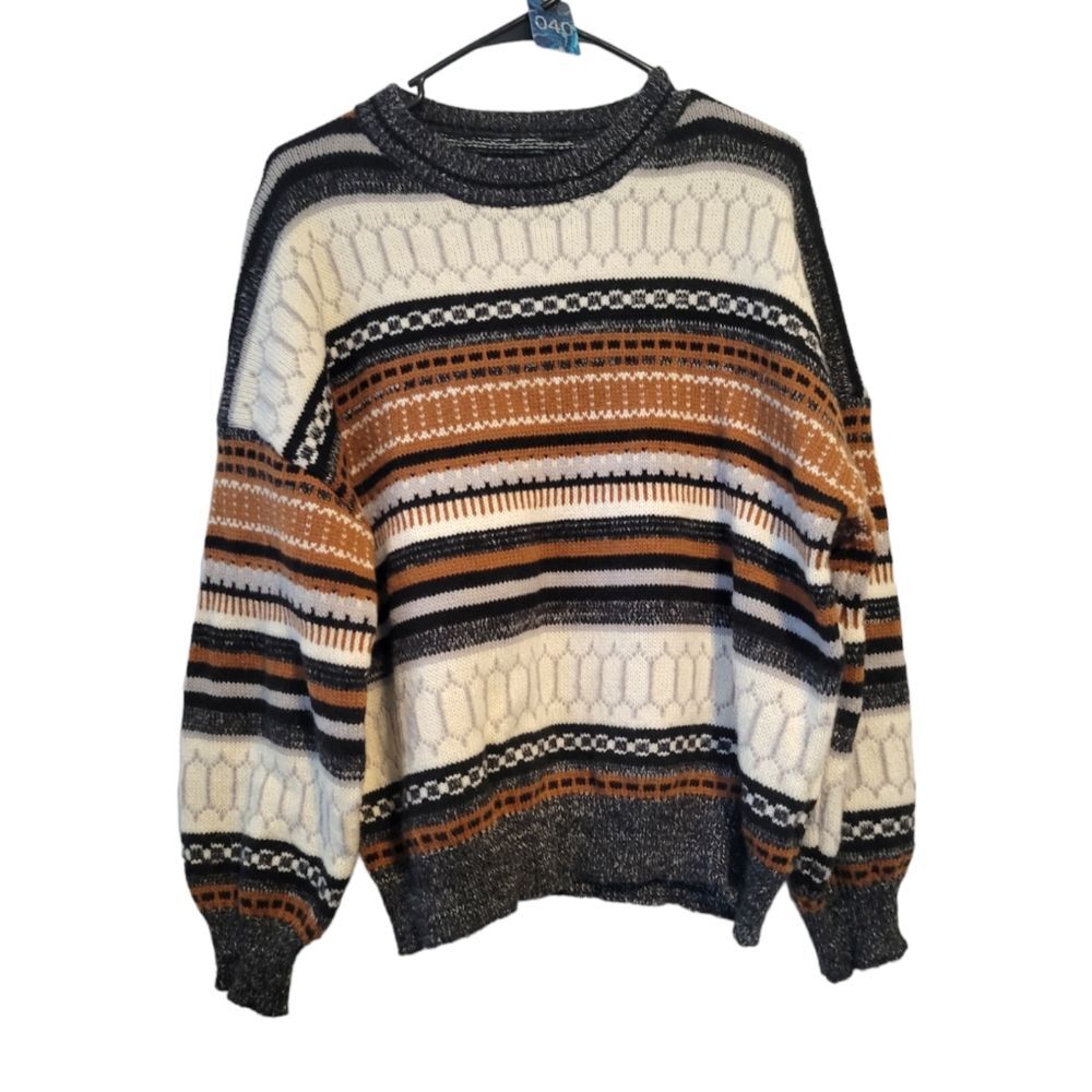 Romwe Multi Patterned Vintage Inspired Sweater Size Medium Cream Blue